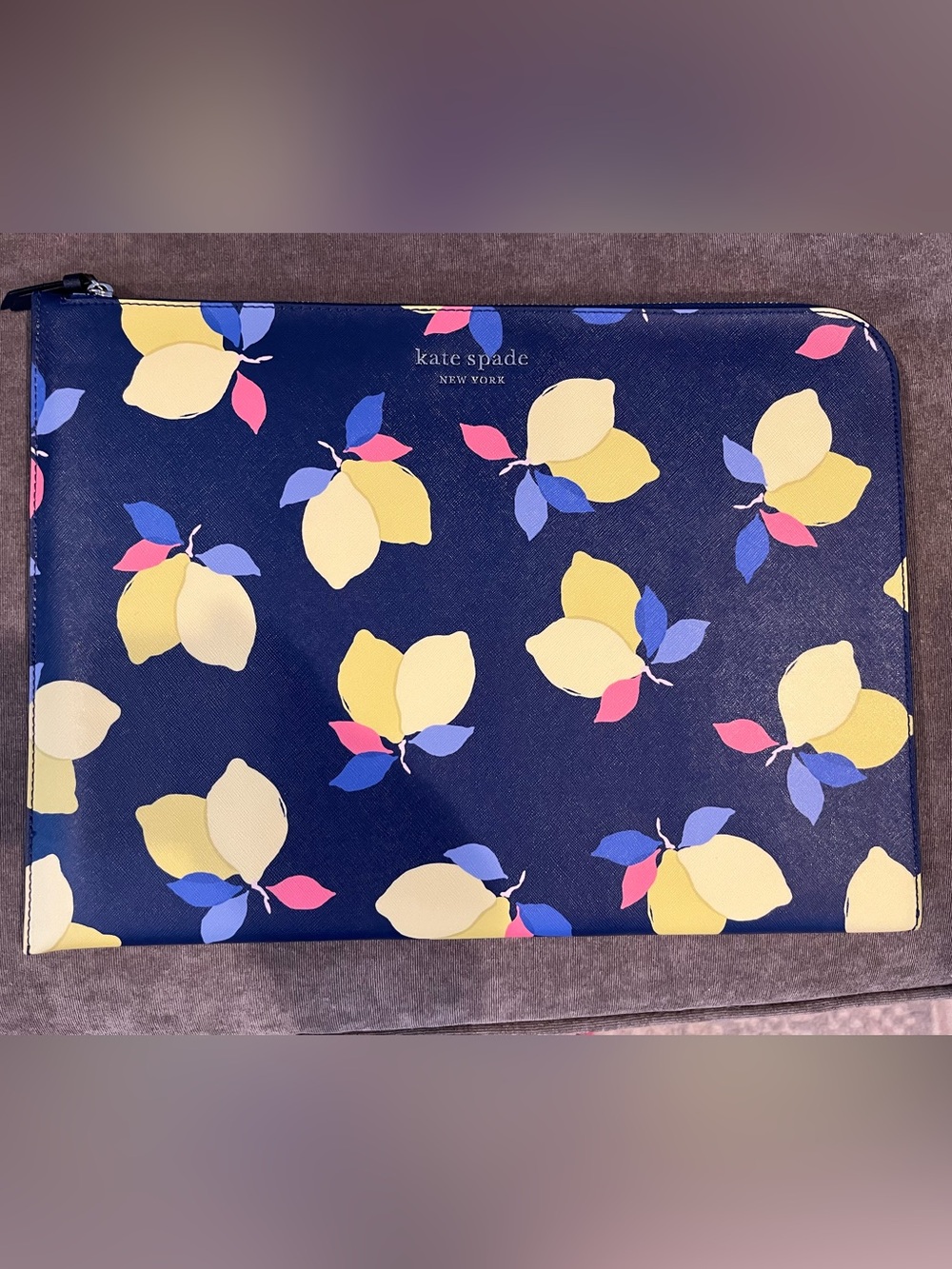 NWOT kate spade Cameron Lemon Zip Laptop Case